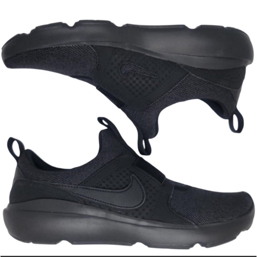 Nike Women's AD Comfort Slip-On Sneaker